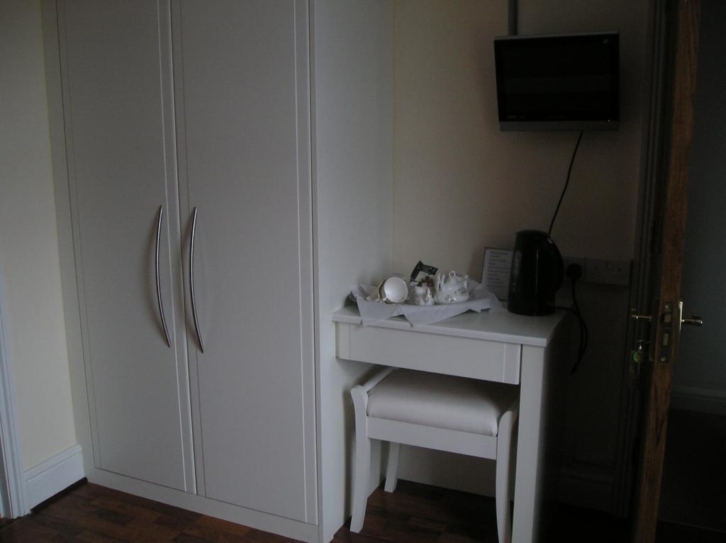 Bed and Breakfast Benton House Huntspill Экстерьер фото